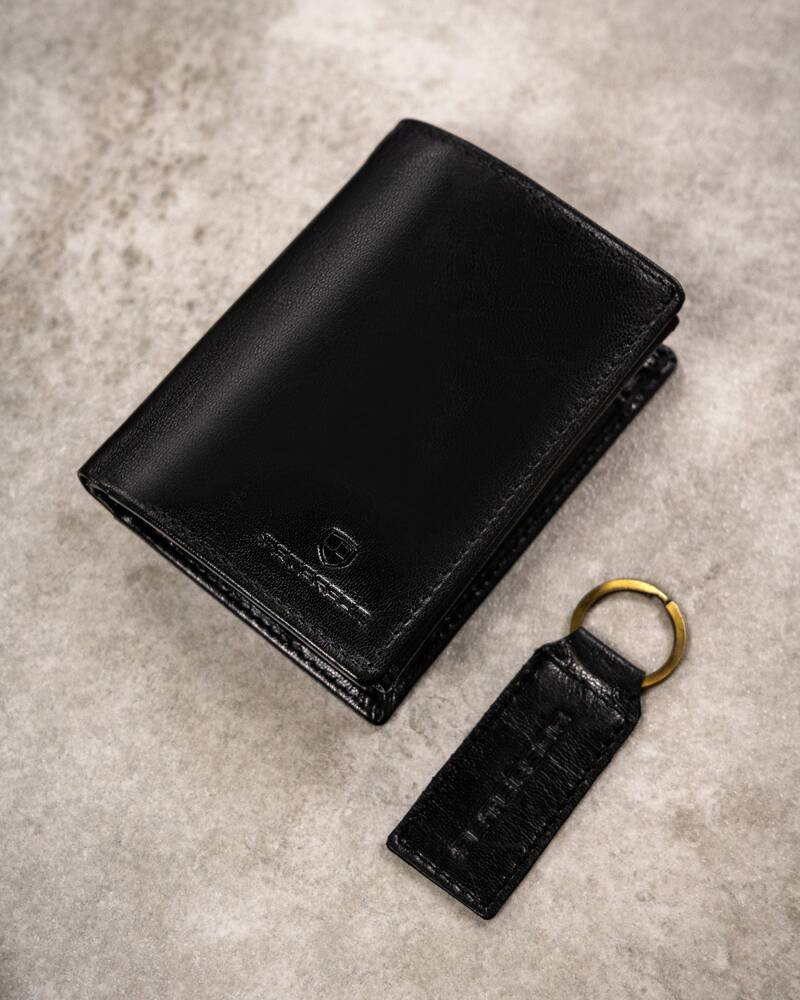 Darčeková sada: pánska vertikálna kožená peňaženka a kľúčenka - Peterson