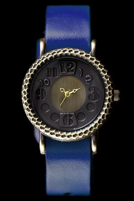 Dámske hodinky  TAYMA - RETRO PUNK 10 (zx563b)