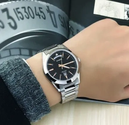 ZEGAREK MĘSKI CASIO MTP-1370D-1A2V (zd025a) + BOX