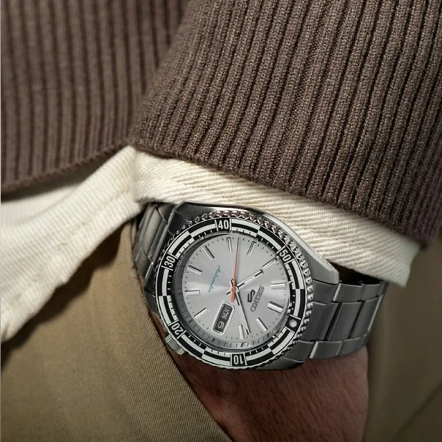 ZEGAREK MĘSKI SEIKO 5 Sports SRPK09K1+ BOX