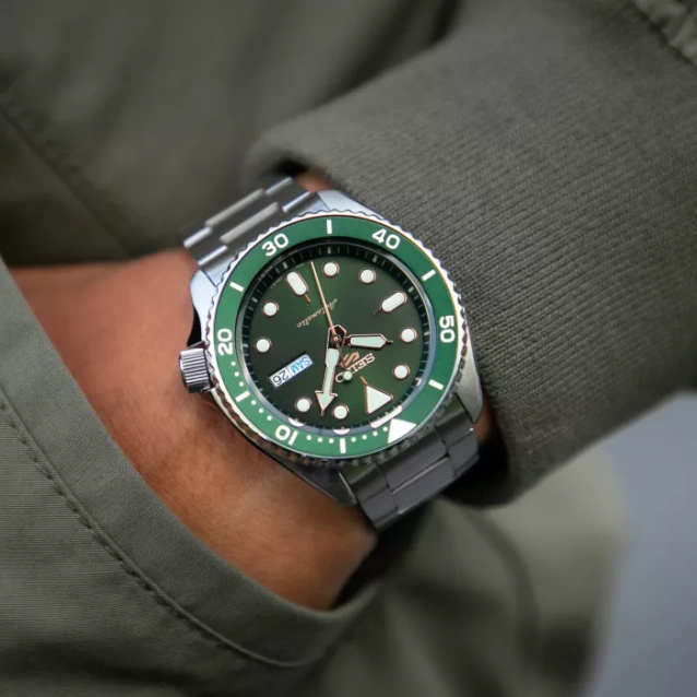 MEN'S WATCH SEIKO 5 SRPD63K1 AUTOMATIC + BOX