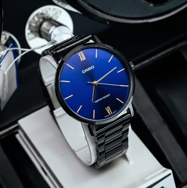 Casio Men's Watch MTP-VT01B-2B + BOX