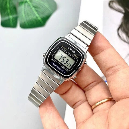 CASIO VINTAGE LA670WA-1D WOMEN'S WATCH (zd597c) + BOX