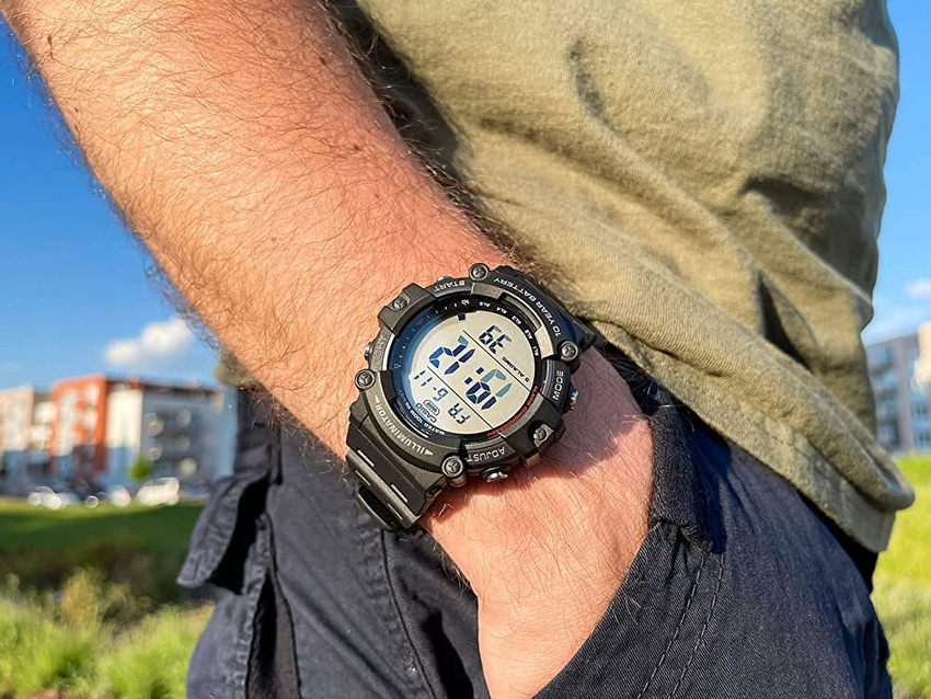 MEN'S WATCH CASIO AE-1500WHX-1A + BOX 