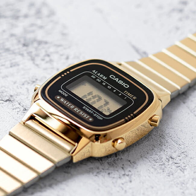 CASIO VINTAGE LA670WGA-1 WOMEN'S WATCH (zd597b) + BOX
