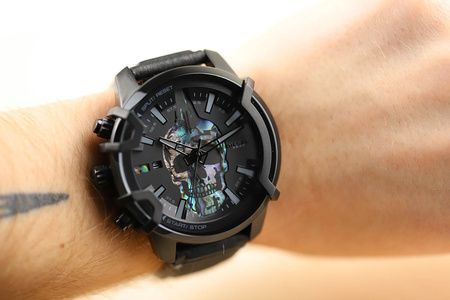 DIESEL Griffed Men's WATCH DZ4576 + BOX