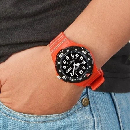 ZEGAREK MĘSKI CASIO MRW-200HC-4BVDF 10 Bar (zd174b) + BOX