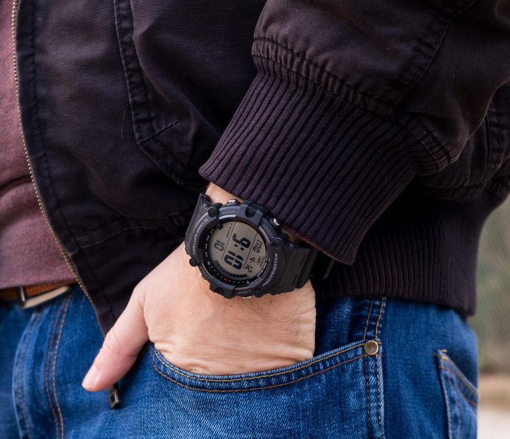 MEN'S WATCH CASIO SPORT ILLUMINATOR AE-1500WH-1A + BOX