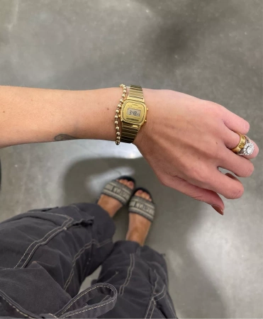 CASIO VINTAGE WOMEN'S WATCH LA-670WGA-9 (zd597d) + BOX