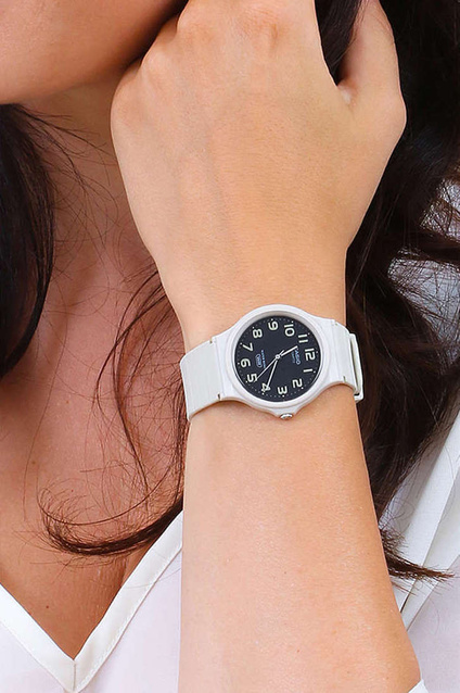 Unisex Casio MQ-24UC-8BDF watch + BOX (zd629g)