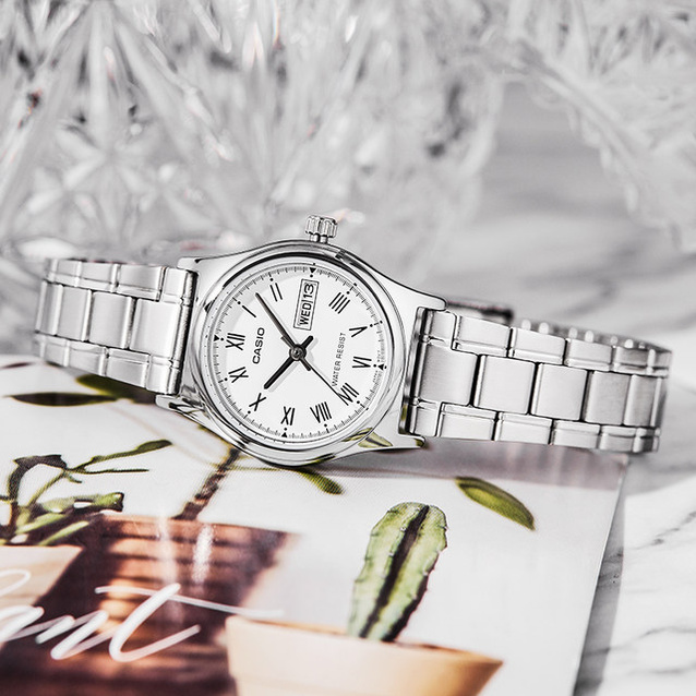 CASIO WOMEN'S WATCH LTP-V006D-7B + BOX