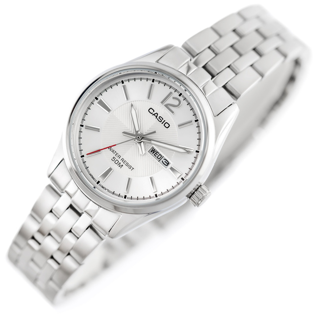 Casio LTP-1335D-7A Women's Watch (zd644e) + BOX