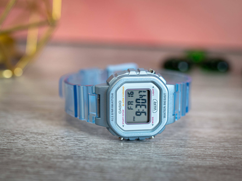 CASIO CHILDREN'S WATCH LA-20WHS-2A+ BOX