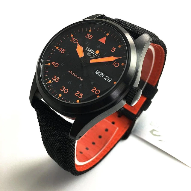 SEIKO MEN'S WATCH SRPH33K1+ BOX