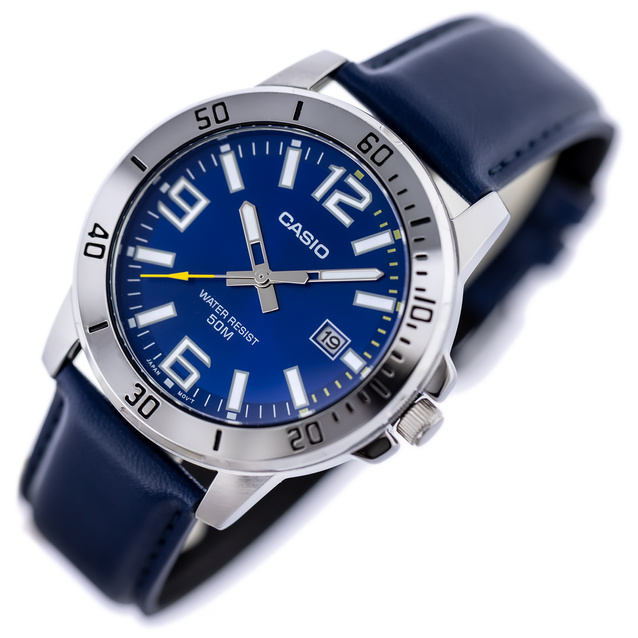 CASIO MEN'S WATCH MTP-VD01L-2BV (zd169a) + BOX