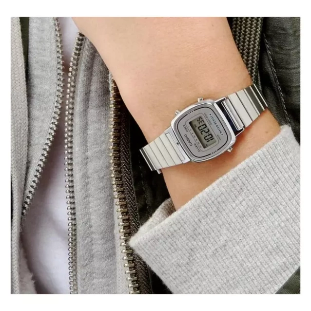 CASIO VINTAGE WOMEN'S WATCH LA670WA-7D (zd597a) + BOX