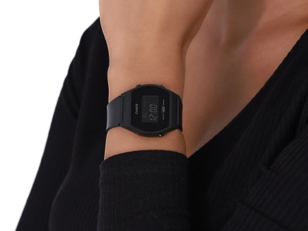 CASIO Vintage LW-204-1B WOMEN'S WATCH + BOX