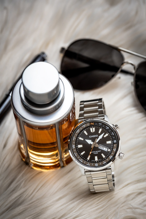 CASIO MTD-130D-1A4 MEN'S WATCH + BOX