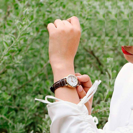 CASIO LTP-V004GL-7A WOMEN'S WATCH (zd569c) + BOX