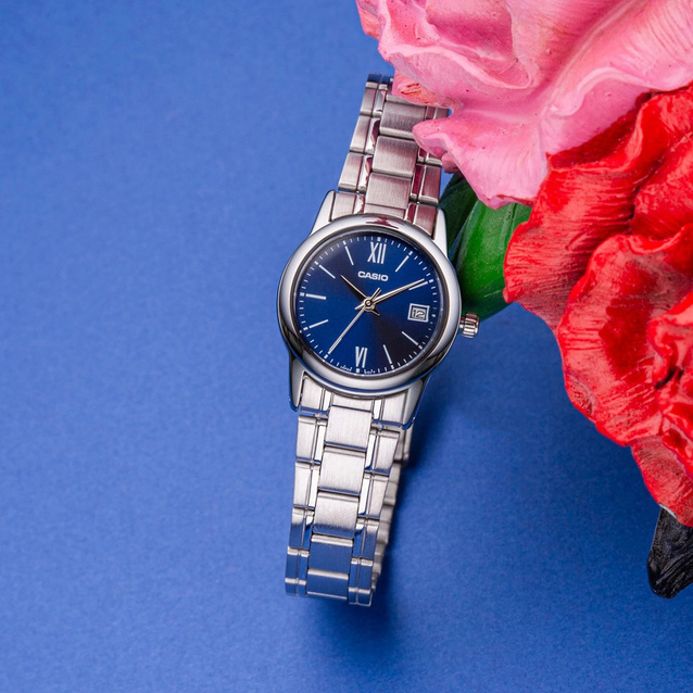 Casio Women's Watch LTP-V002D-2B3UDF + BOX