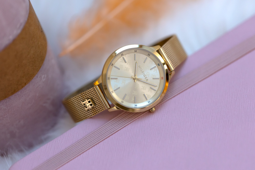 TOMMY HILFIGER WOMEN'S WATCH 1782588 - Iris (zf607a) + BOX