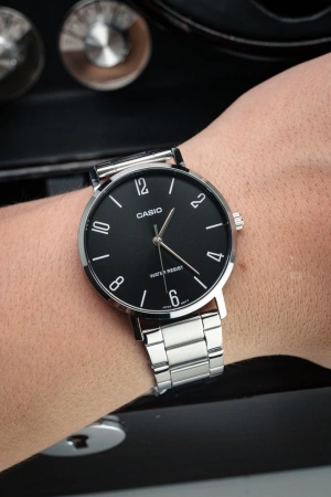 CASIO MEN'S WATCH MTP-VT01D-1B2 (zd165i) + BOX