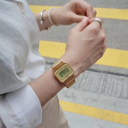 Unisex Casio Retro Vintage Watch A700WMG-9A + BOX