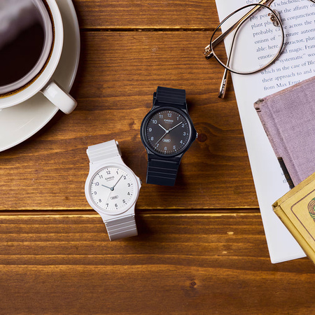 Casio MQ-24B-1BD+ UNISEX watch BOX