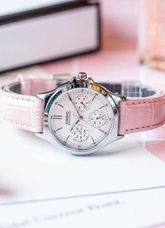 CASIO LTP-V300L-4A WOMEN'S WATCH (zd581b) + BOX