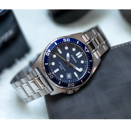 Casio MTD-135D-2A Men's Watch + BOX