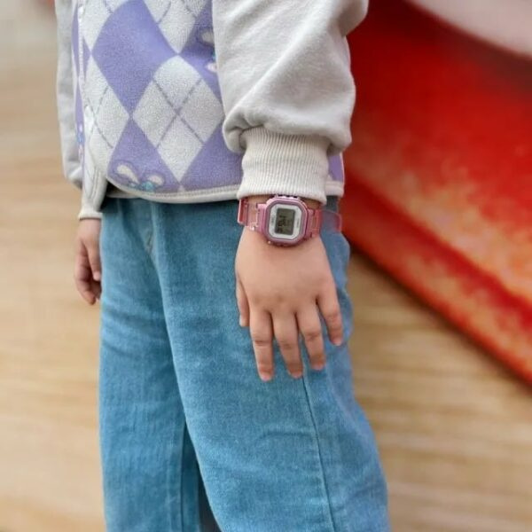 CASIO KIDS WATCH LA-20WHS-4A + BOX