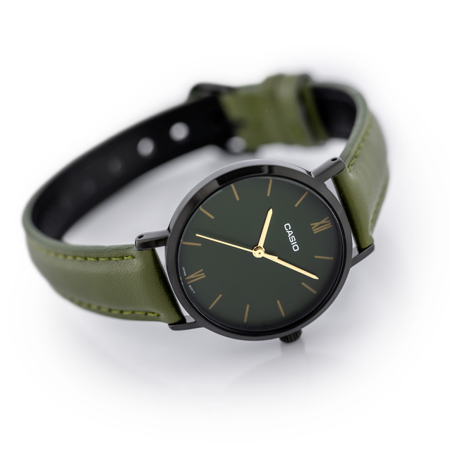 CASIO WOMEN'S WATCH LTP-VT02BL-3A CLASSIC + BOX