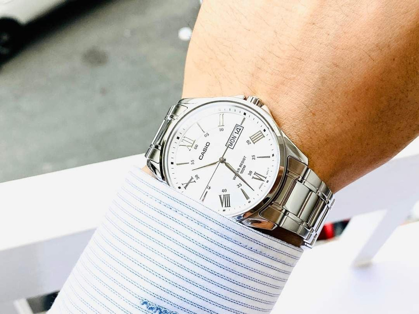 CASIO MEN'S WATCH MTP-1384D-7A (zd108a) + BOX