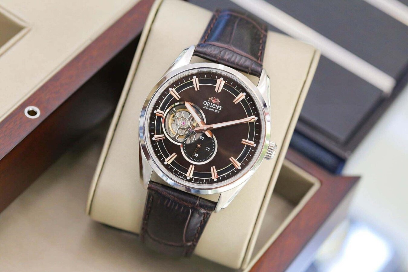 Zegarek Męski Orient Contemporary Semi Skeleton RA-AR0005Y10B + BOX