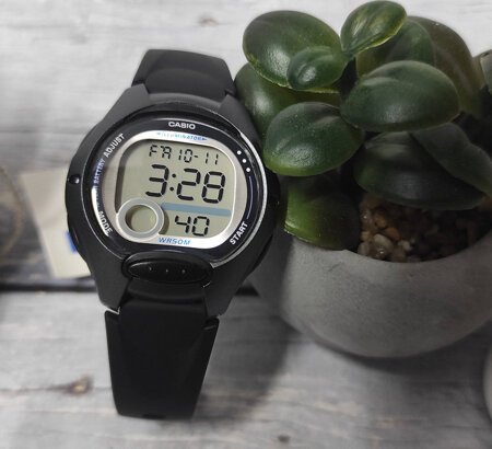 ZEGAREK DZIECIĘCY CASIO LW-200-1B (zd579b) + BOX