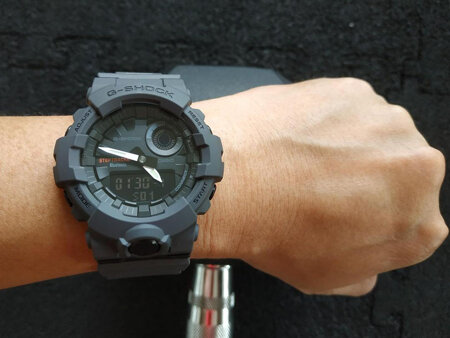 ZEGAREK MĘSKI CASIO G-SHOCK G-SQUAD GBA-800-8AER